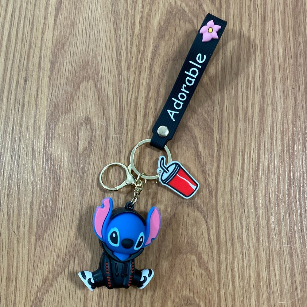 ❤️ Disney’s Lilo and Stitch Adorable Keychain NWOT